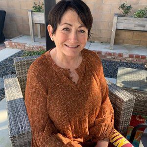 Meet your Posher, Roxanne